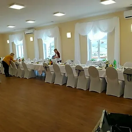 Wiktoria Hotel *